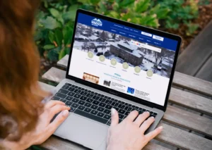 windsor website on a laptop